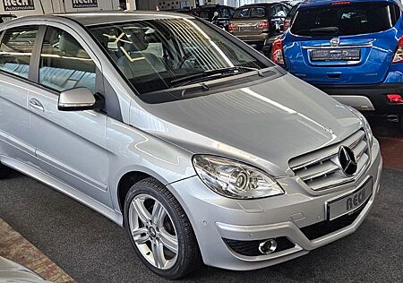 Mercedes-Benz B 200 *1.Hand*