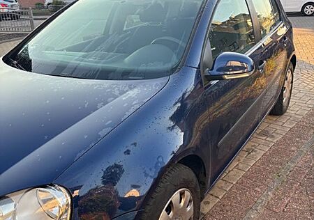 VW Golf Volkswagen 1.6, TÜV NEU