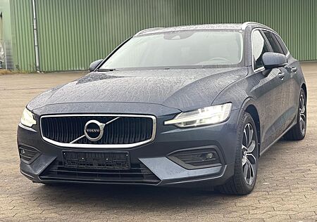 Volvo V60 2.0 Momentum Pro*Diesel*150PS*KAM*Leder*
