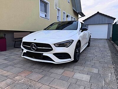 Mercedes-Benz CLA 200d SB, AHK, 360Grad, Panorama, AMG-Line,