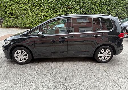 VW Touran Volkswagen 2.0 TDI *DSG*LED*NAVI*KAMERA*AHK*