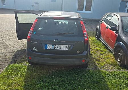 Ford Fiesta 1,3 51kW 007 Edition 007