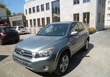 Toyota RAV 4 2.2-l-D-CAT 4x4 Executive