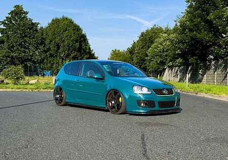 VW Golf Volkswagen 5 GTI Pirelli 1 of 1