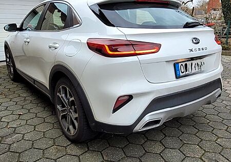 Kia XCeed Plug-In , Spirit, AHK, Ganzjahresreifen,