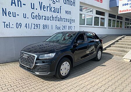 Audi Q2 35 TDI quattro / NAVI/Kamera/Temp