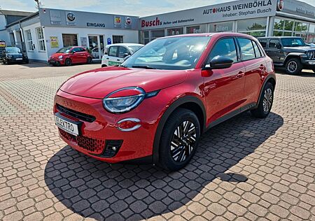 Fiat 600e Red