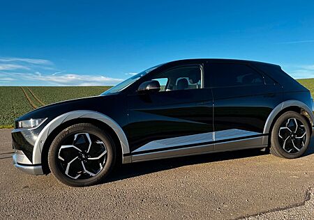 Hyundai IONIQ 5 77,4 kWh Allrad UNIQ-Paket AHK HUD