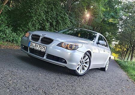 BMW 530xi A -
