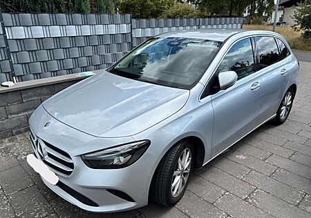 Mercedes-Benz B 180 DCT - Automatik, LED, Navi, Sitzhzg, MBUX