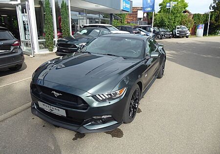 Ford Mustang GT 5.0 Fastback US-Modell Unfallfrei