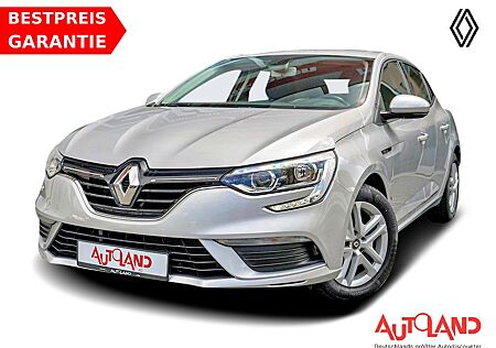 Renault Megane IV 1.2 TCe 130 Energy Play Navi DAB PDC