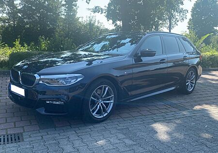 BMW 520d xDrive Touring M-Paket Head Up Vollleder