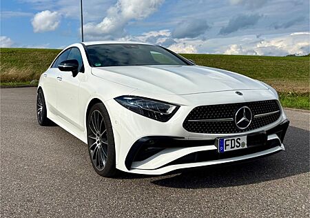 Mercedes-Benz CLS 300 d 4MATIC - AMG, AHK, NightPaket, u.a.