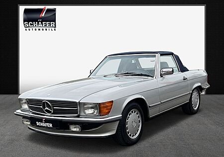 Mercedes-Benz SL 300 R 107