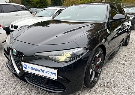 Alfa Romeo Giulia Quadrifoglio Leder,19''Kam,Xen,Shz,Memory