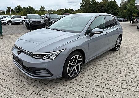 VW Golf Volkswagen VIII Lim. Life