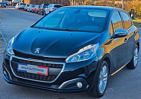 Peugeot 208 Allure,1.2PureTech 110PS,Zahnriemen neu