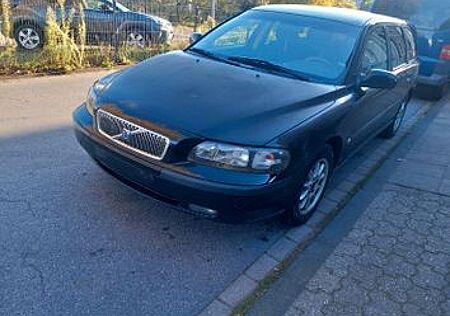 Volvo V70 2.4 Klima 03/2027 Tuv