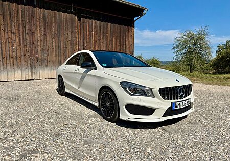 Mercedes-Benz CLA 250 DCT 4MATIC AMG Line AMG Line