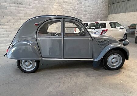 Citroën 2 CV AZ