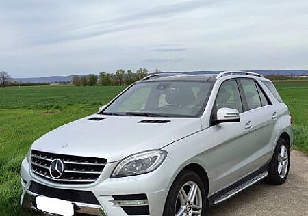 Mercedes-Benz ML 350 CDI Designo AMG Line Pano Kamera