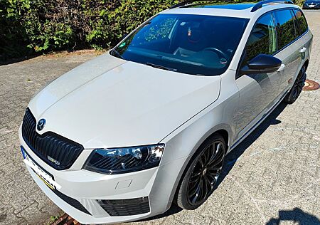 Skoda Octavia 2.0 TSI Green tec RS Combi RS