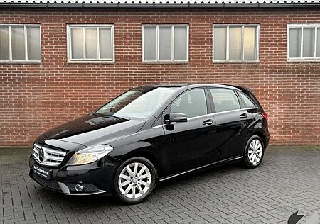 Mercedes-Benz B 180 Ambition