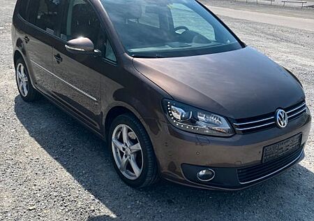 VW Touran Volkswagen 2.0 TDI 130kW DSG Highline Highline