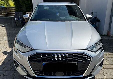 Audi A3 35 TDI S tronic advanced Sportback advanced