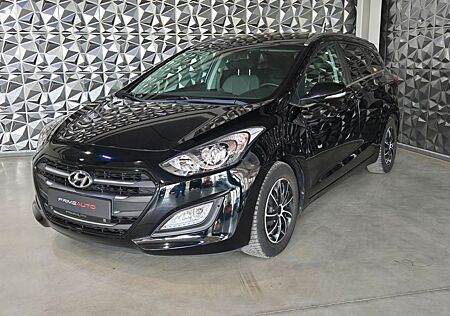Hyundai i30 CW Trend*LRHZ*SIHZ*KAMERA*NAVI*PDC*