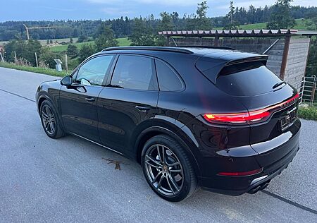 Porsche Cayenne Turbo*Kompass*Chrono*360*