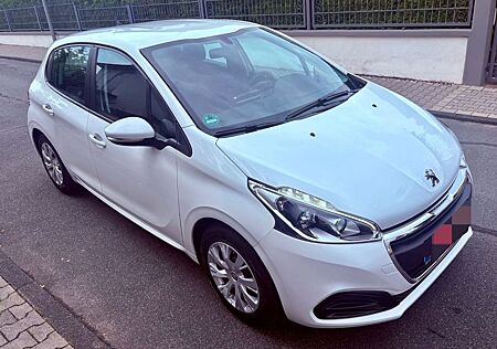 Peugeot 208 PureTech 82 Style Style
