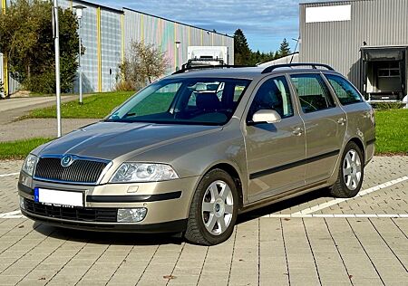 Skoda Octavia Combi 2.0 TDI PD DPF Elegance Elegance