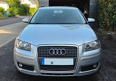 Audi A3 1.6 Attraction Attraction