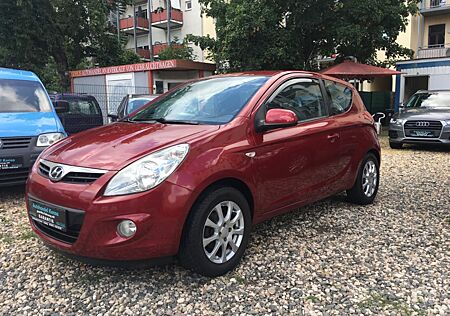 Hyundai i20 Classic,1Hand,Scheckheft,Sehr gute Zustand.