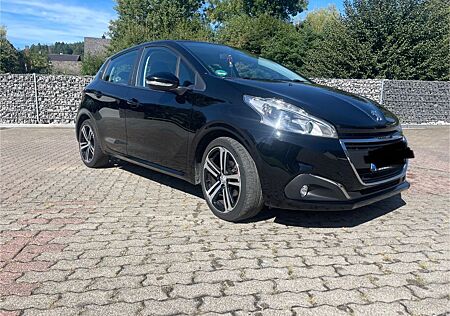 Peugeot 208 1.2 Active PureTech 82 STOP & START Active
