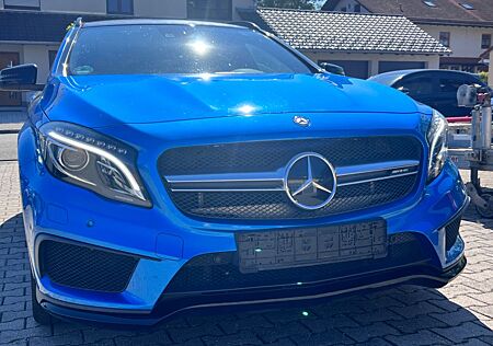 Mercedes-Benz GLA 45 AMG 4MATIC DCT AMG