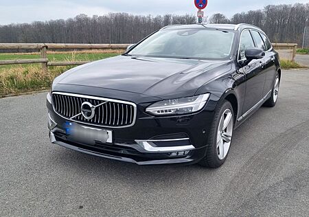 Volvo V90 D5 AWD Inscription Voll, B&W-Sound, SH,