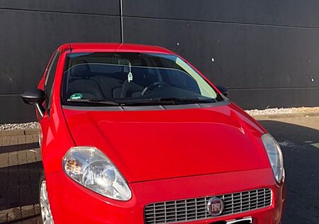 Fiat Punto 1.4 Tüv bis 2026