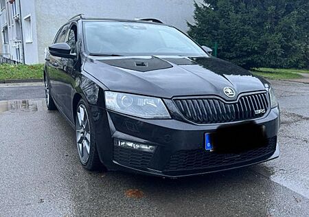 Skoda Octavia 2.0 TDI DSG 4x4 RS Combi RS Panorama