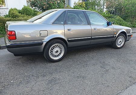 Audi Quattro V8 4.2 für Liebhaber