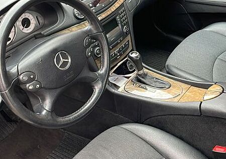 Mercedes-Benz E 200 KOMPRESSOR AVANTGARDE Avantgarde