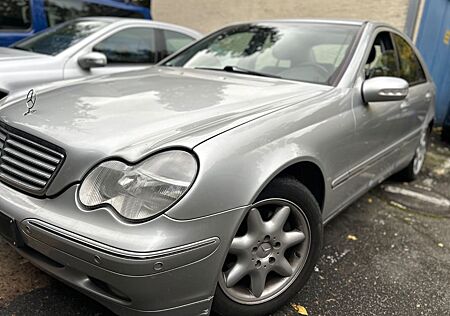 Mercedes-Benz C 240 TÜV/AU Oktober 2027