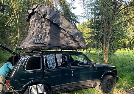 Lada Urban