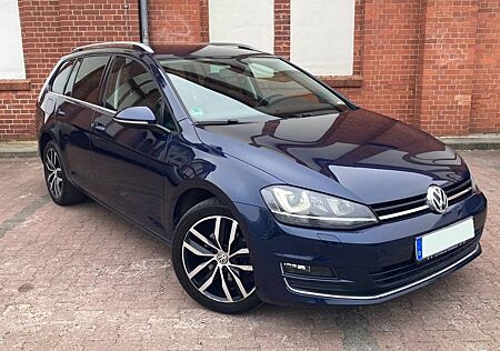 VW Golf Volkswagen 2.0. TDI Highline Variant - TÜV NEU 05/2027