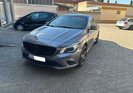 Mercedes-Benz C 200 4MATIC Autom. AMG Line