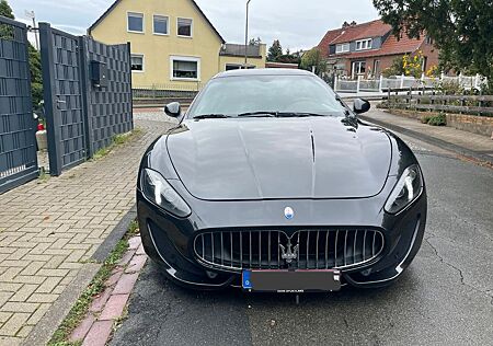 Maserati GranTurismo gebraucht kaufen Maserati GranTurismo 4.7 V8 Sport Automatik Sport