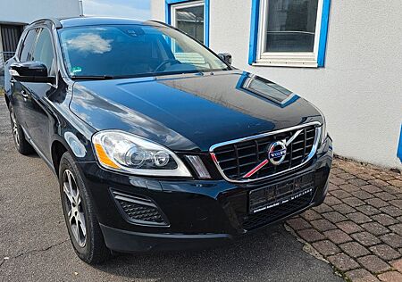 Volvo XC 60 XC60 Momentum 2WD