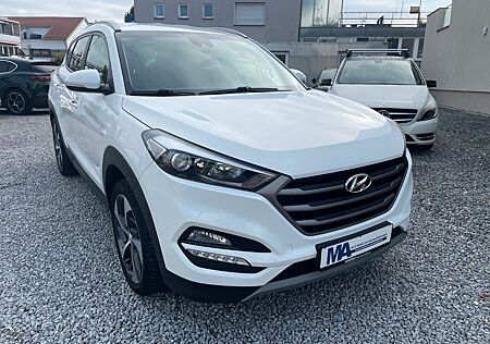 Hyundai Tucson Tucson1.6 Advantage 4WDNavi Cam LED AHK